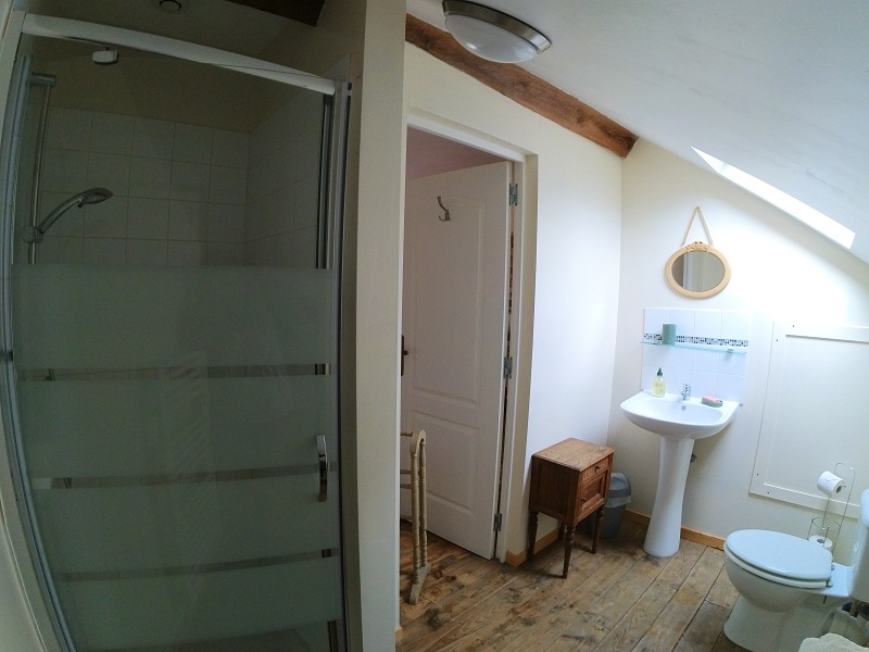 room 5 photo